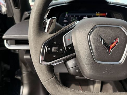 Used 2024 Chevrolet Corvette Z06 RWD image 29
