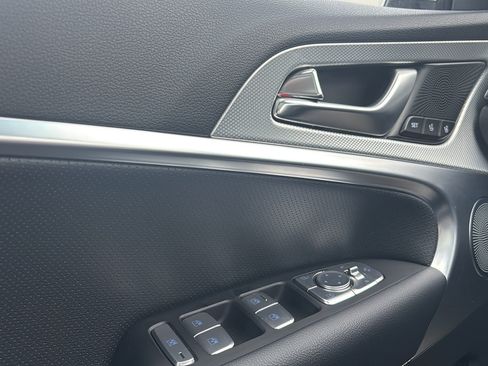 New 2026 Genesis G70 2.5T Prestige AWD/4WD image 16