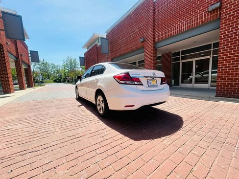 Used 2015 Honda Civic LX image 4