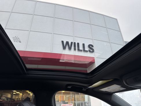 Used 2022 Cadillac XT4 Sport w/ Enhanced Visibility Package image 16