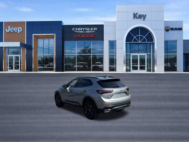 Used 2024 Buick Envision Sport Touring AWD/4WD image 3