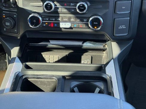 Used 2025 Ford F250 Lariat w/ Chrome Package image 14