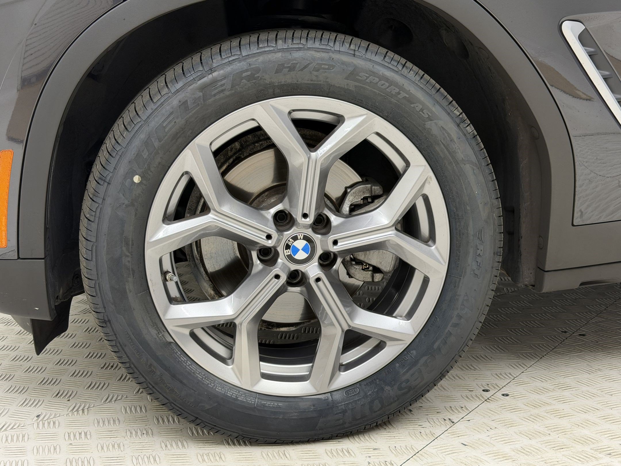 Certified 2024 BMW X3 sDrive30i w/ Premium Package RWD image 13