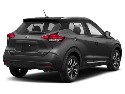 Used 2019 Nissan Kicks SR w/ Exterior Package FWD image 5