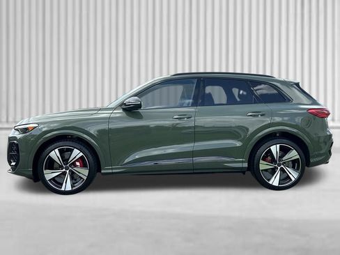 New 2026 Audi SQ5 Premium Plus AWD/4WD image 2