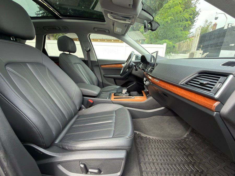 Used 2021 Audi Q5 2.0T Premium Plus w/ Premium Plus Package AWD/4WD image 40