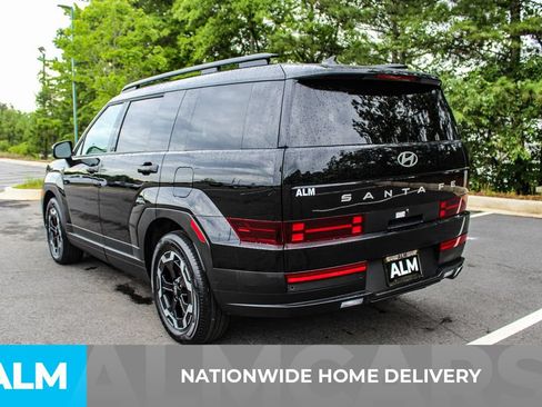Used 2026 Hyundai Santa Fe SEL FWD image 4