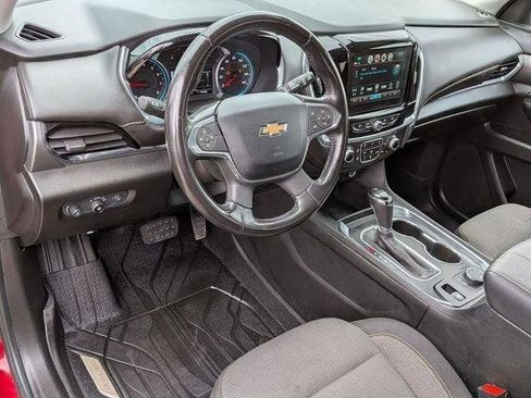 Used 2019 Chevrolet Traverse LT AWD/4WD image 11