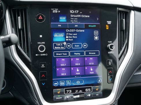 Used 2022 Subaru Outback Premium image 22