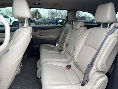 Used 2021 Honda Odyssey Touring image 17