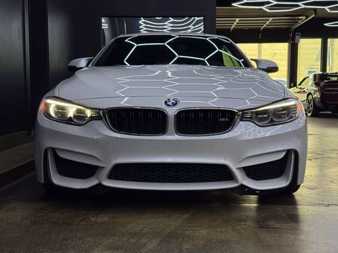 Used 2015 BMW M4 Convertible RWD image 2
