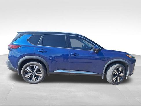 Certified 2023 Nissan Rogue SL w/ SL Premium Package FWD image 9