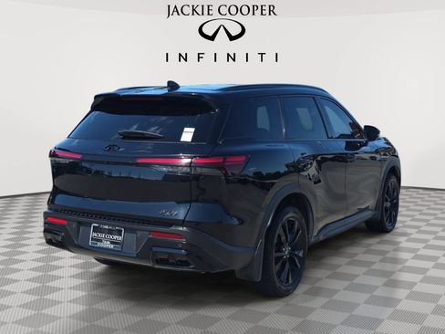 Used 2023 INFINITI QX60 Luxe w/ Performance Audio Package FWD image 5