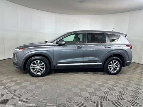 Used 2020 Hyundai Santa Fe SE image 6