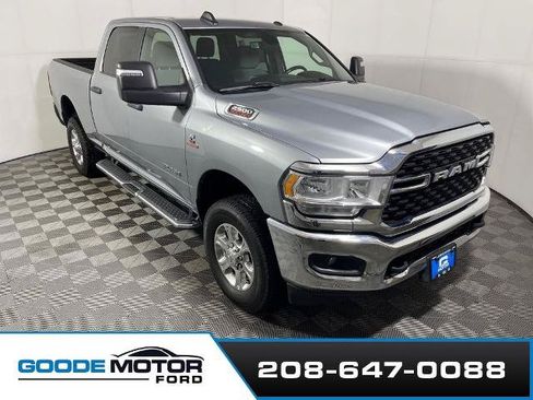 Used 2024 RAM 2500 Big Horn AWD/4WD image 1