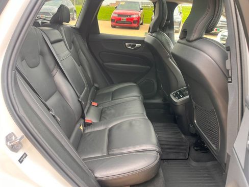 Used 2021 Volvo XC60 T5 Inscription w/ Advanced Package AWD/4WD image 22