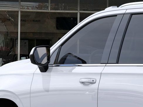 New 2026 Chevrolet Tahoe LS image 12