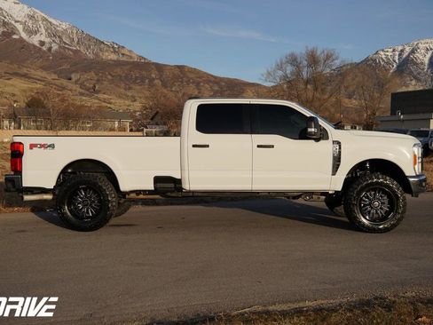 Used 2023 Ford F350 XLT image 12