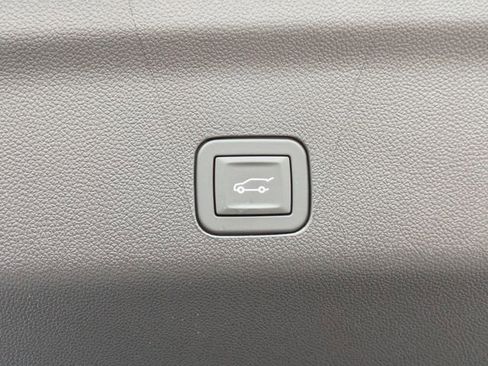 New 2026 GMC Yukon Elevation w/ Elevation Premium Package image 34