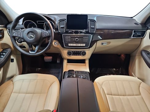 Used 2017 Mercedes-Benz GLE 350 4MATIC image 9