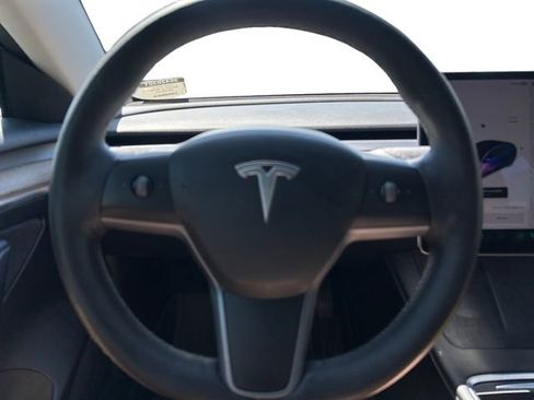 Used 2021 Tesla Model 3 Long Range AWD/4WD image 13