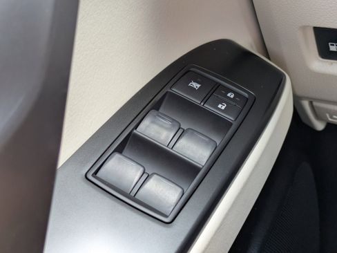 Used 2023 Lexus GX 460 Premium image 24