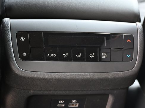 Used 2025 Nissan Pathfinder Rock Creek AWD/4WD image 10