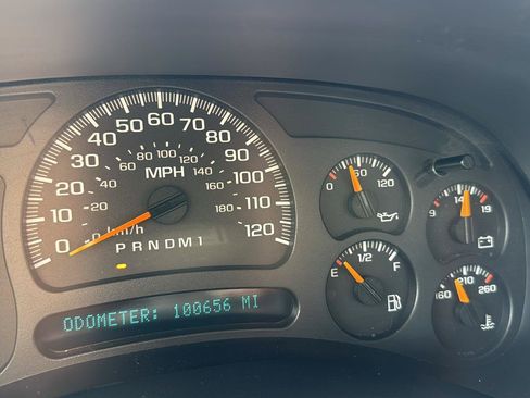Used 2007 Chevrolet Silverado 2500 LT w/ Heavy-Duty Power Package AWD/4WD image 18