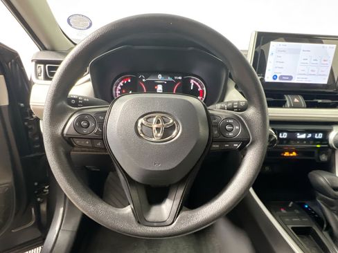 Used 2025 Toyota RAV4 XLE w/ Convenience Package FWD image 17