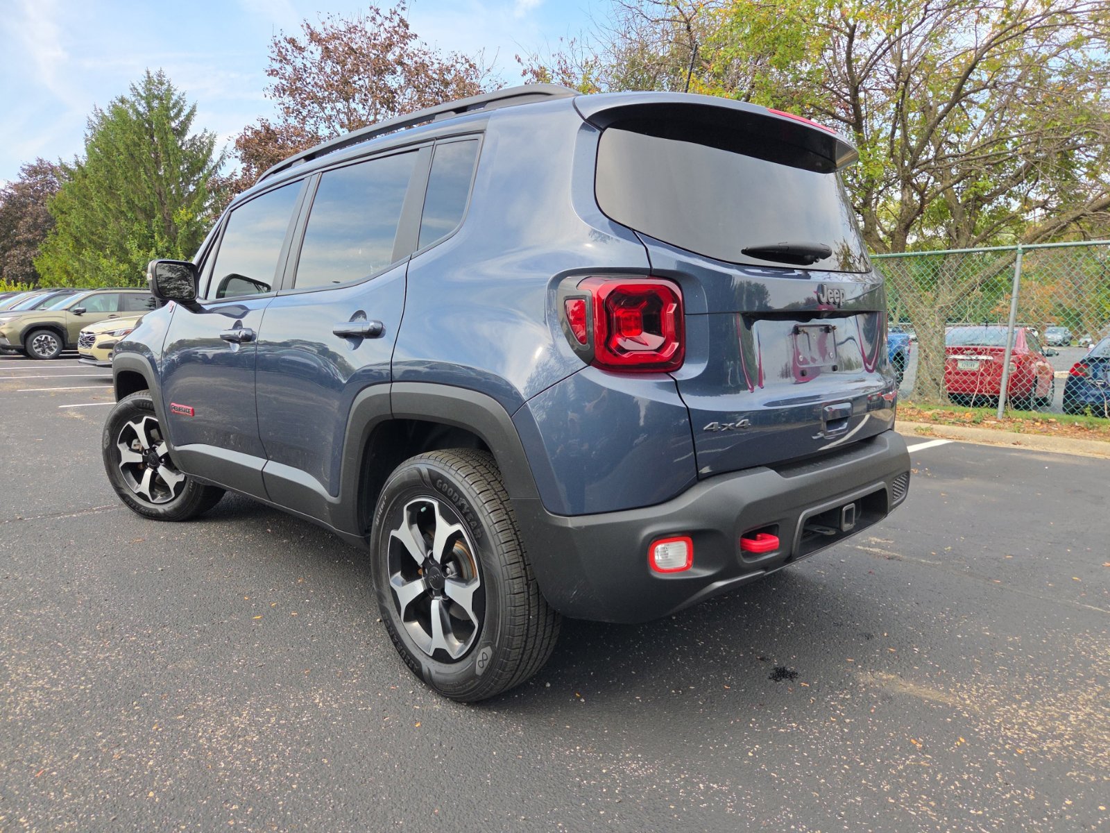 Used 2021 Jeep Renegade Trailhawk w/ Luxury Group III AWD/4WD image 9