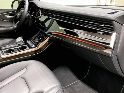 Certified 2026 Audi Q7 2.0T Premium Plus AWD/4WD image 10