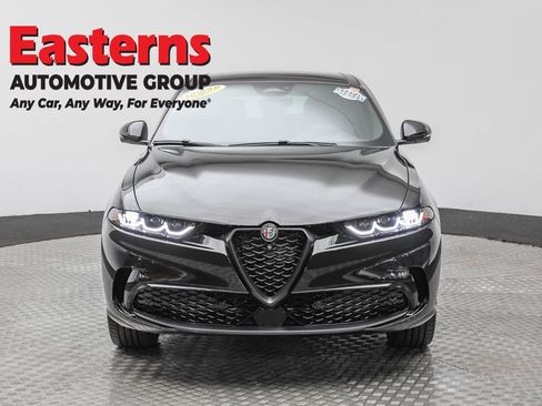 Used 2024 Alfa Romeo Tonale Veloce image 2
