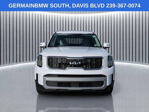 Used 2025 Kia Telluride EX w/ EX Captain's Chair Package AWD/4WD image 10