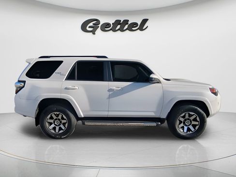Used 2020 Toyota 4Runner TRD Off-Road image 9