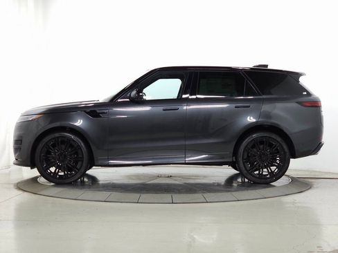 Used 2026 Land Rover Range Rover Sport Dynamic SE image 2