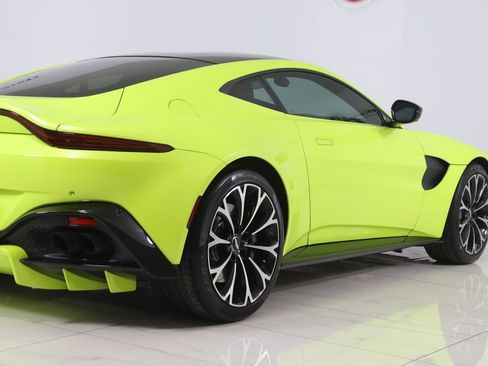 Used 2019 Aston Martin V8 Vantage Coupe RWD image 70