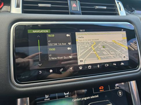 Used 2019 Land Rover Range Rover Sport HSE AWD/4WD image 33