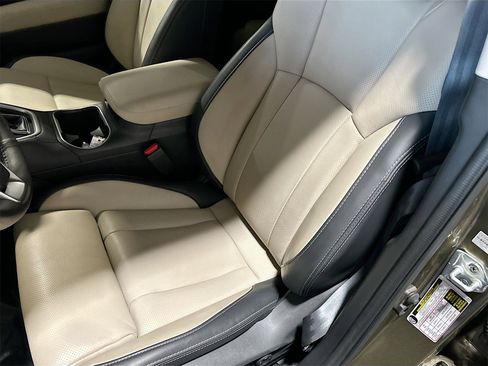 Used 2025 Subaru Outback Limited XT w/ Popular Package #2 image 20