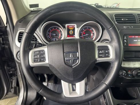 Used 2019 Dodge Journey SE w/ Connectivity Group image 16