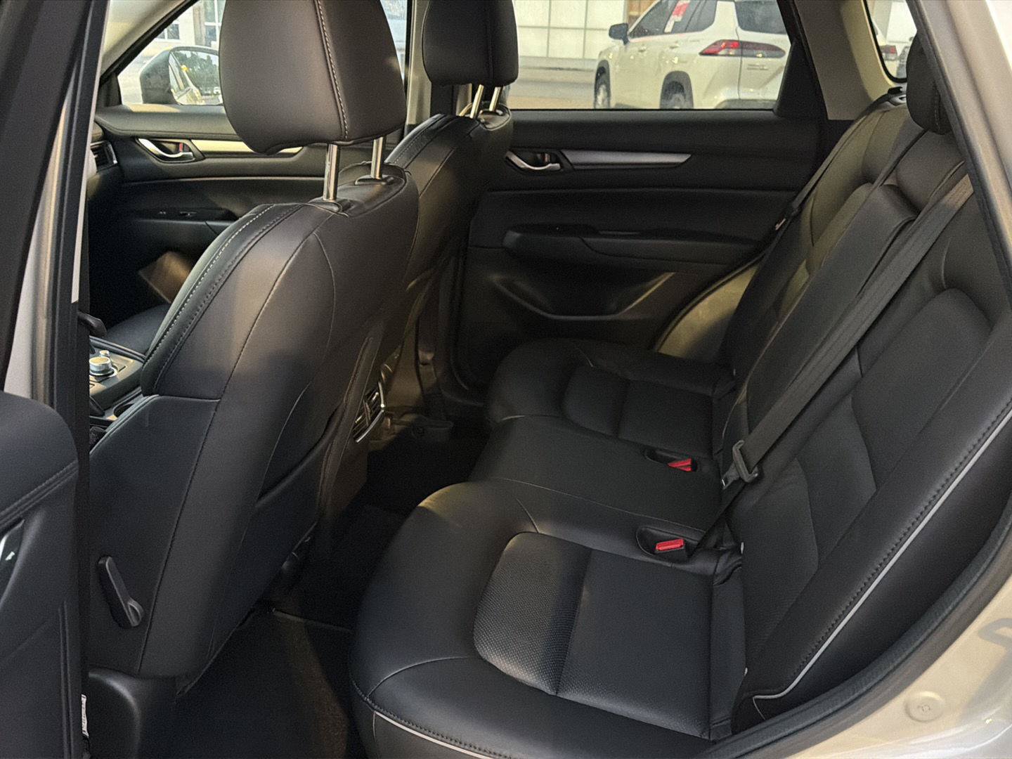 Used 2025 MAZDA CX-5 AWD 2.5 S w/ Select Package image 11