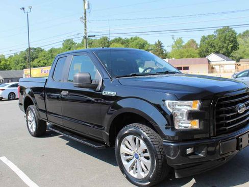 Used 2017 Ford F150 XL w/ Equipment Group 101A Mid AWD/4WD image 3