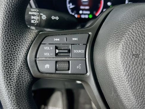 Used 2024 Honda CR-V LX image 17
