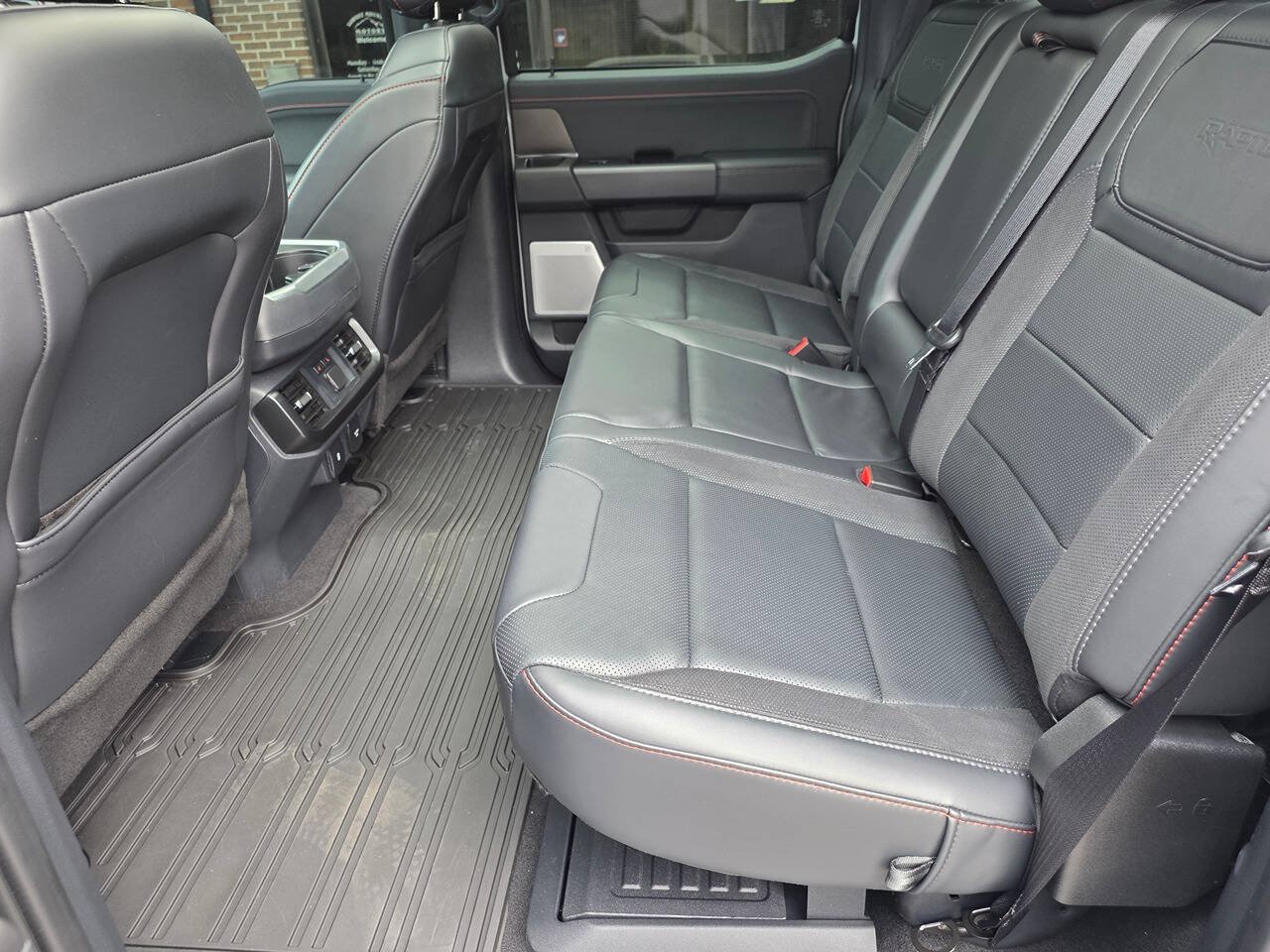 Used 2025 Ford F150 Raptor AWD/4WD image 22