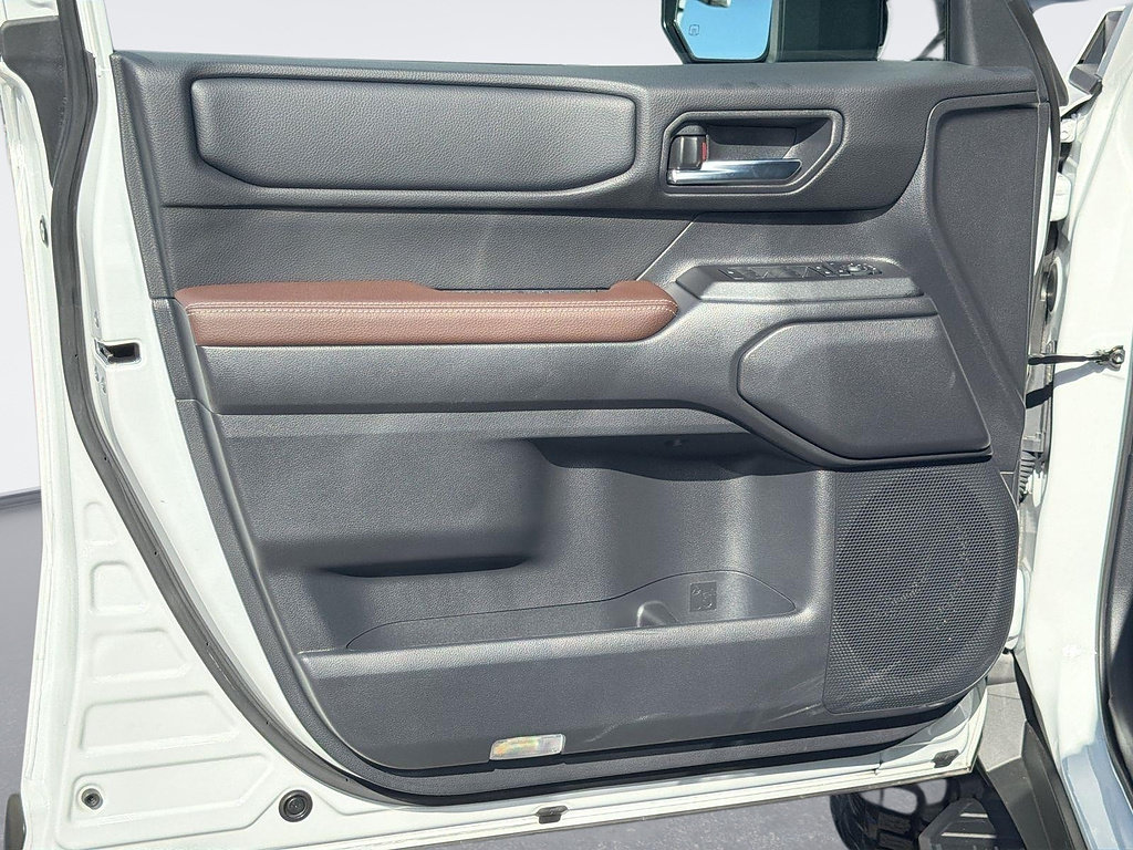 Used 2025 Toyota Land Cruiser AWD/4WD image 19