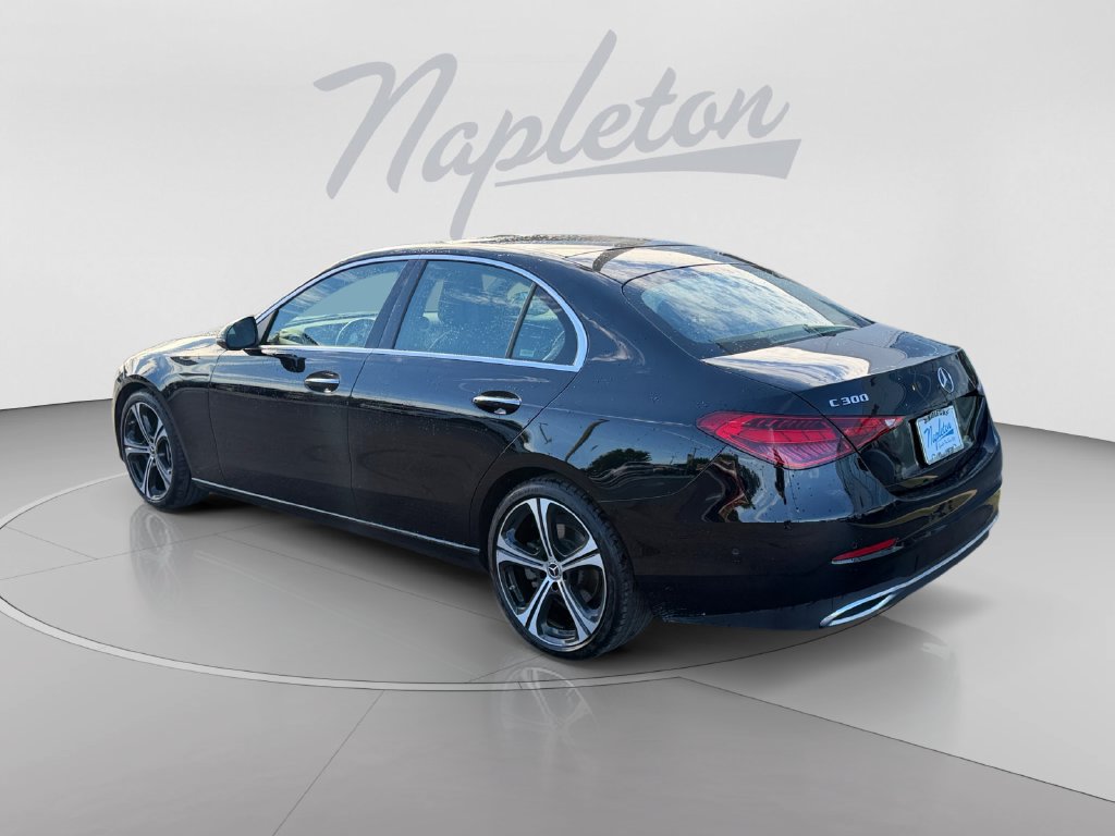 Used 2025 Mercedes-Benz C 300 Sedan image 3