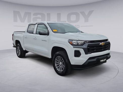 Certified 2025 Chevrolet Colorado LT RWD image 7
