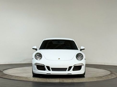 Used 2014 Porsche 911 Carrera 4S image 3