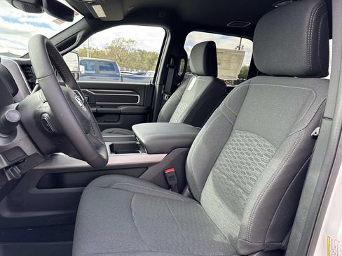 New 2026 RAM 2500 Big Horn AWD/4WD image 34