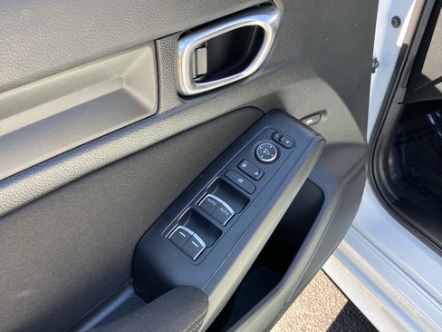 Used 2025 Honda Civic Sport image 15