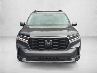 Used 2023 Honda Pilot Touring video 2